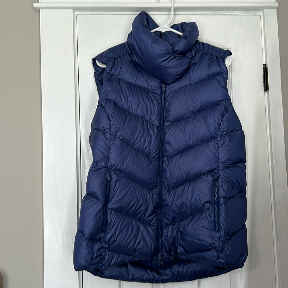 L.L. Bean Women’s Puffer Vest Large